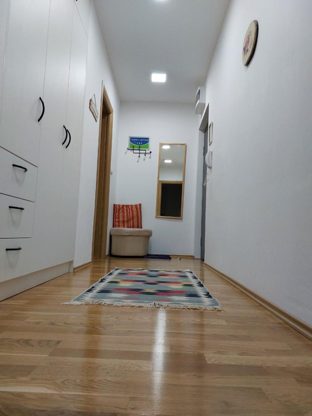 דירות Lukavica Apartman Suncica מראה חיצוני תמונה